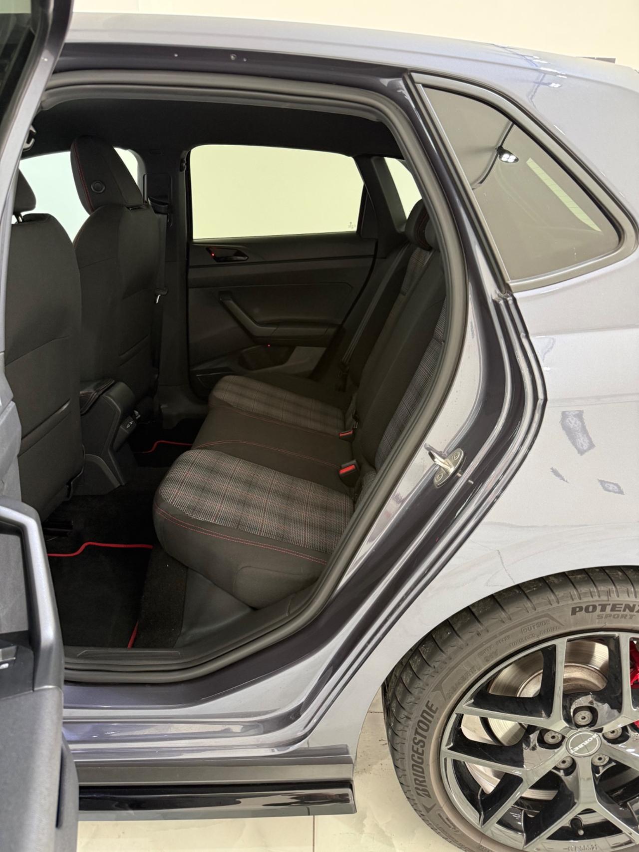 Volkswagen Polo 2.0 TSI DSG GTI UNICO PROPRIETARIO