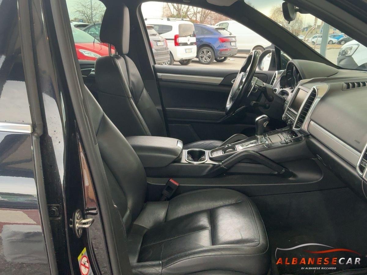 Porsche Cayenne 3.0 Diesel Platinum Edition/TETTO APRIBILE