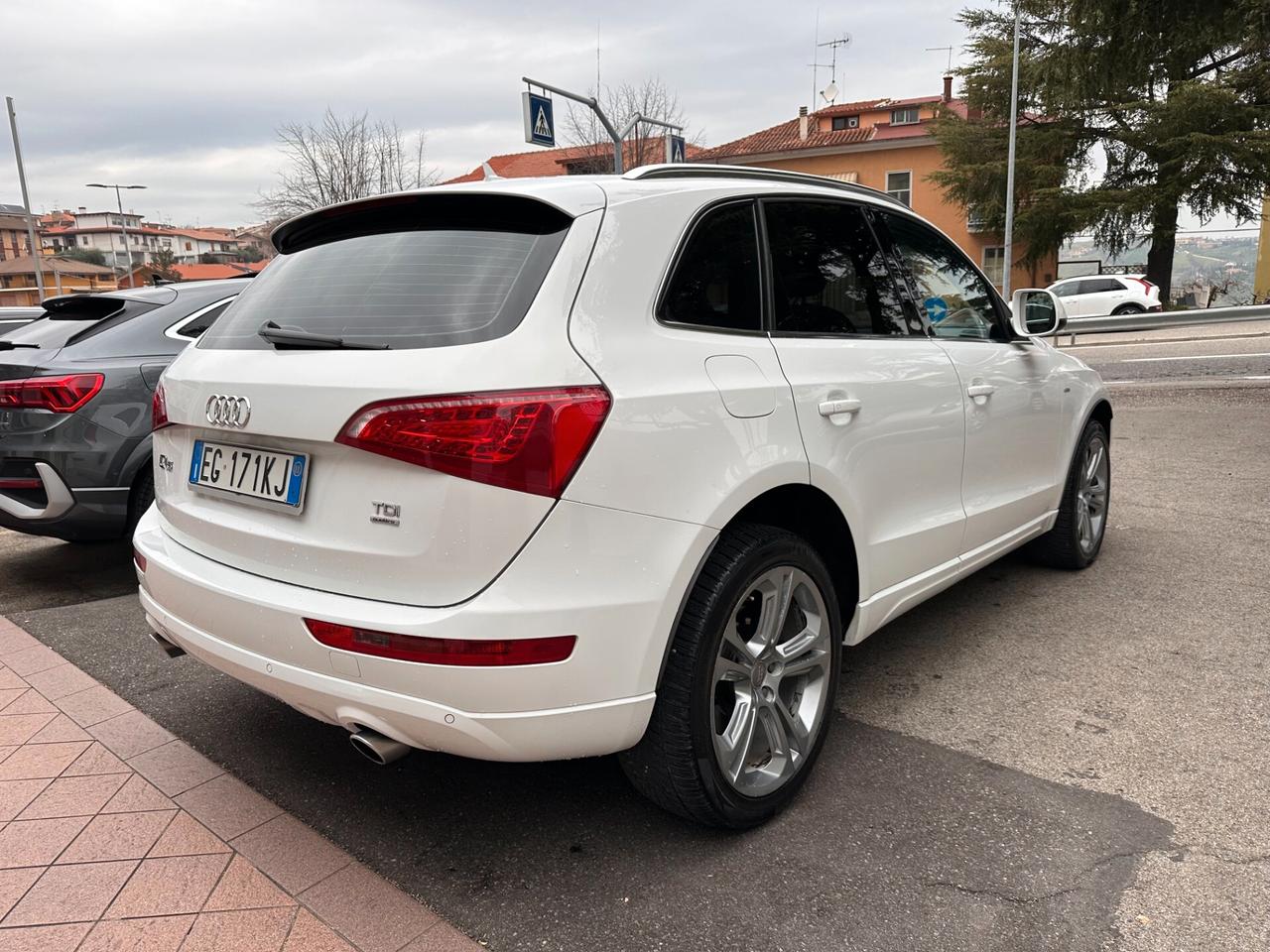 Audi Q5 3.0 V6 TDI quattro S tronic S LINE