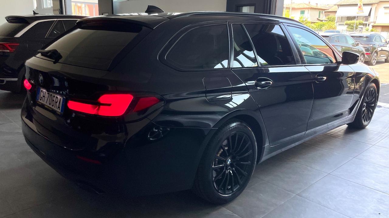 BMW 520D TOURING 48V 2.0 LUXURY 190 CV - FULL LED, PELLE, VIRTUAL COCKPIT
