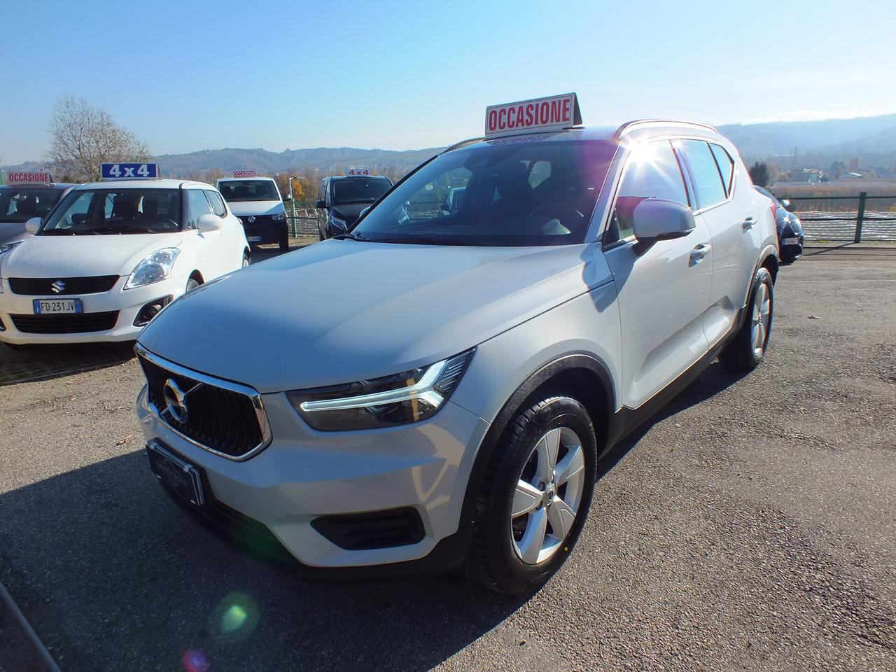 VOLVO XC40 T2 CORE 32.000 KM!