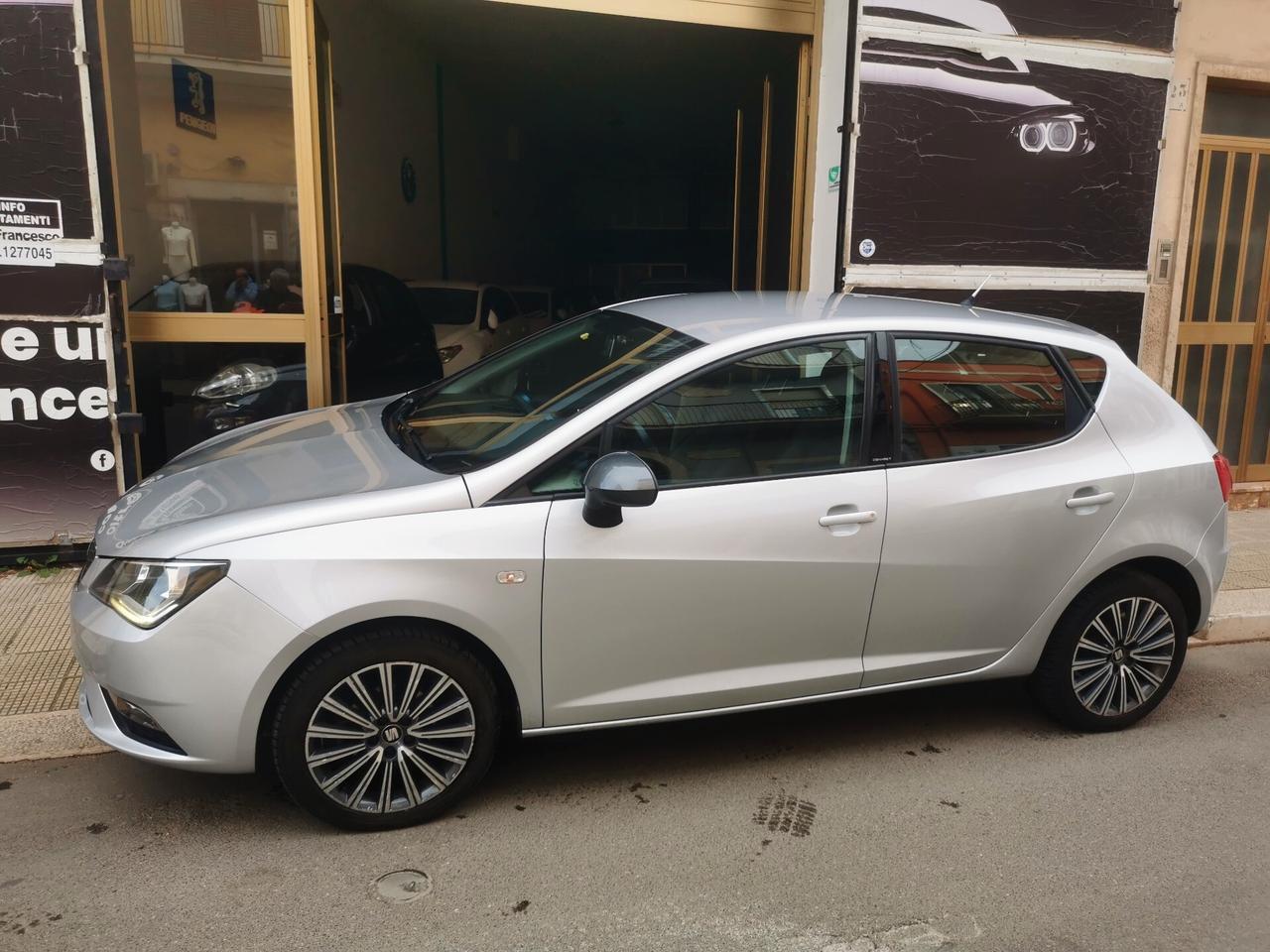 Seat Ibiza 1.4 TDI 75 CV 5p. Connect Grey FULL