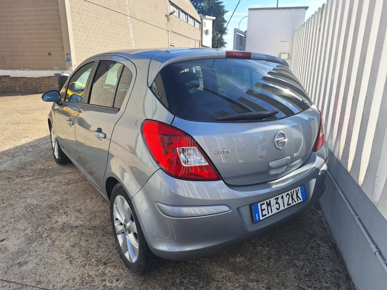 Opel Corsa S-D 1.2 5 p. AUTOMATICA