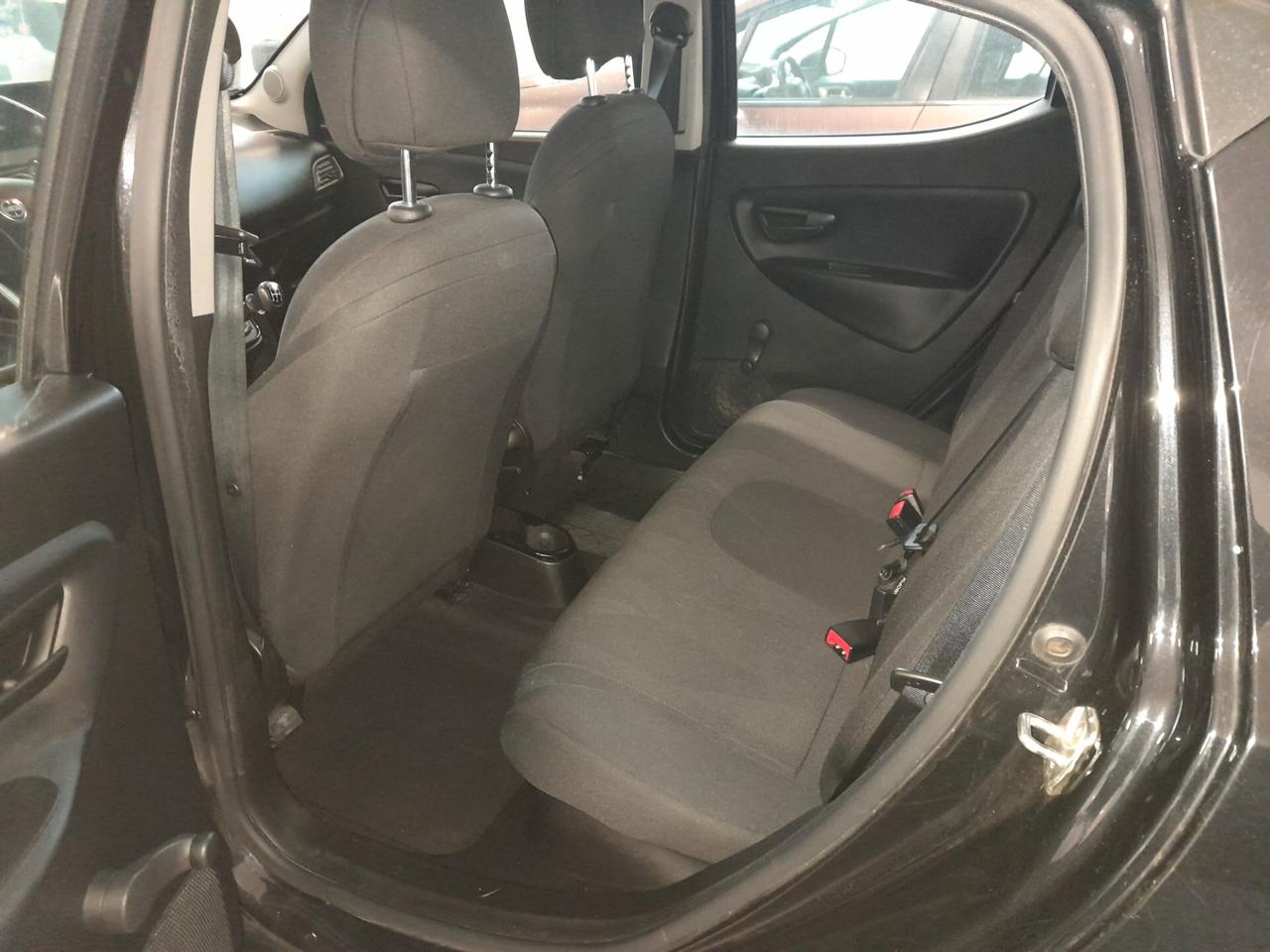 Lancia Ypsilon 1.2 69 CV 5 porte Gold