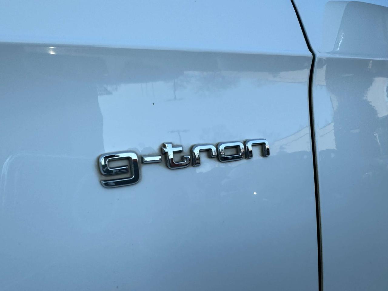 Audi A3 Sportback 1.4 tfsi g-tron Sport 110cv,CLIMA,17,XEN