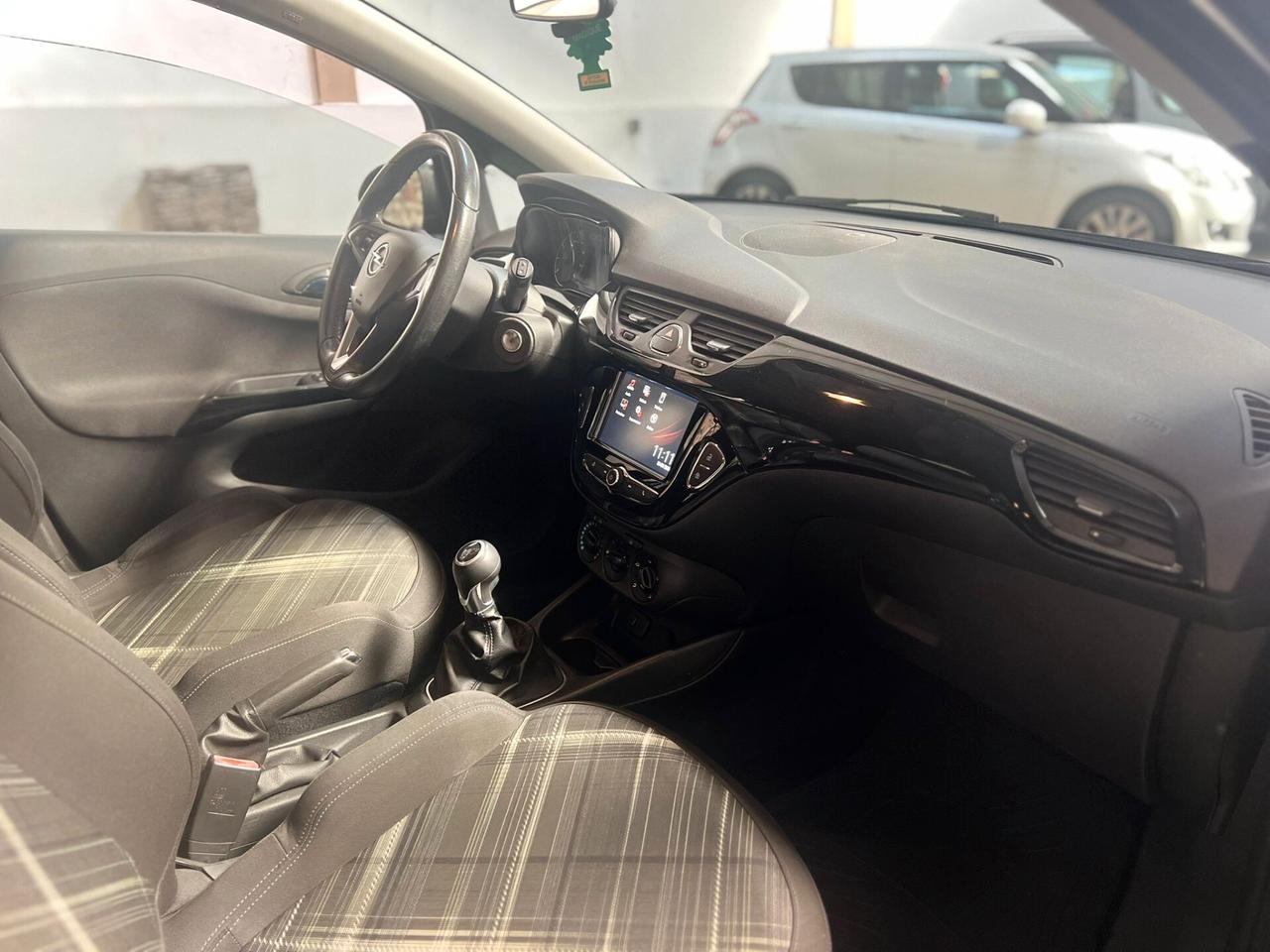 Opel Corsa 1.2 5 porte Innovation