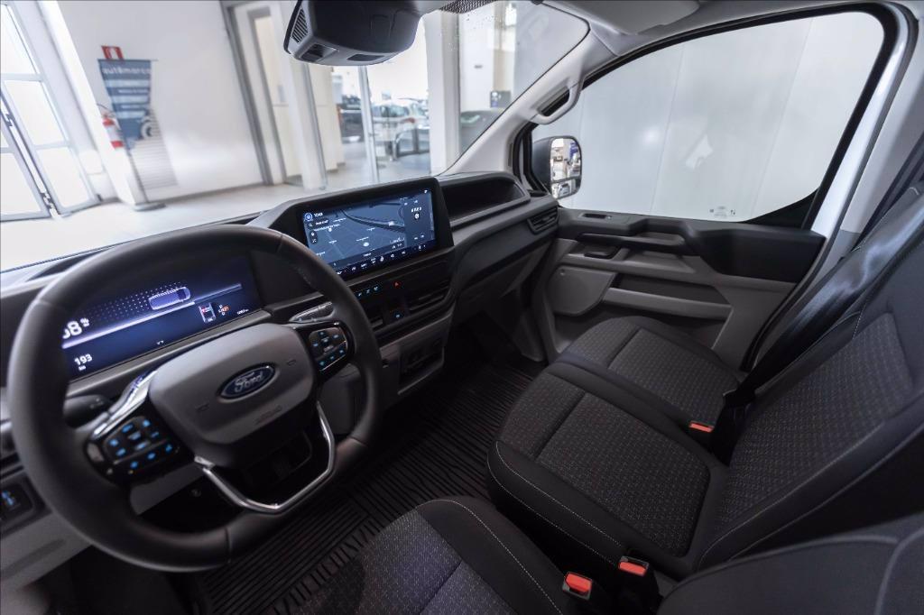 FORD e Transit custom V710 320 64kWh 136cv Trend L1H1 del 2025