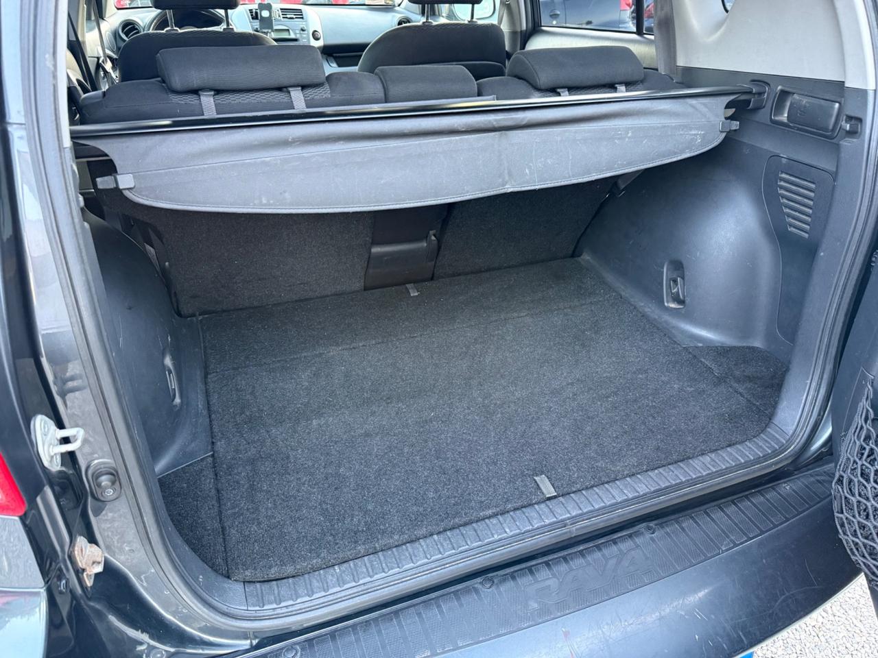 Toyota RAV 4 RAV4 2.2 D-4D 136 CV Luxury 4x4
