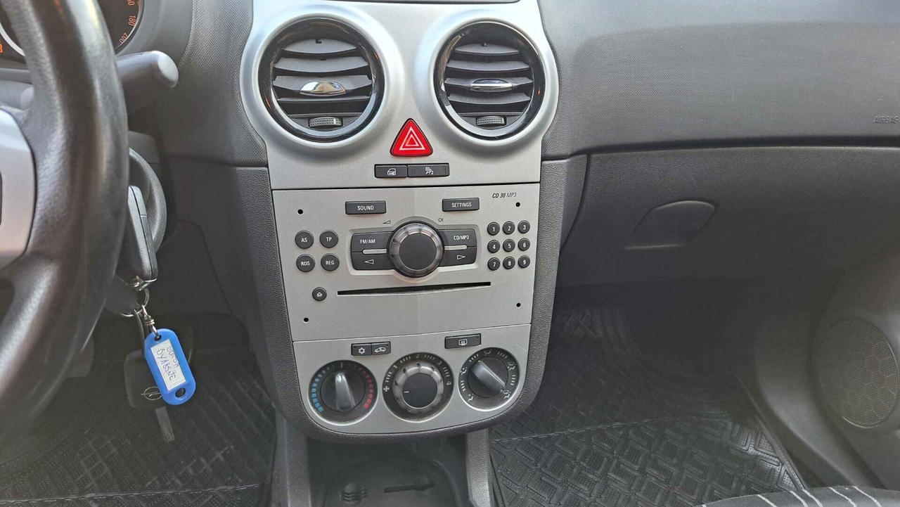 Opel Corsa 1.2 80CV GPL-TECH Enjoy