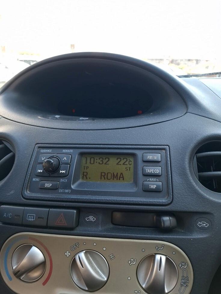 Toyota Yaris 1.3 5 porte Luna - 2005