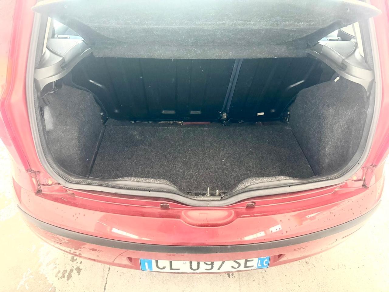 Fiat Punto 1.2i cat 5 porte EL