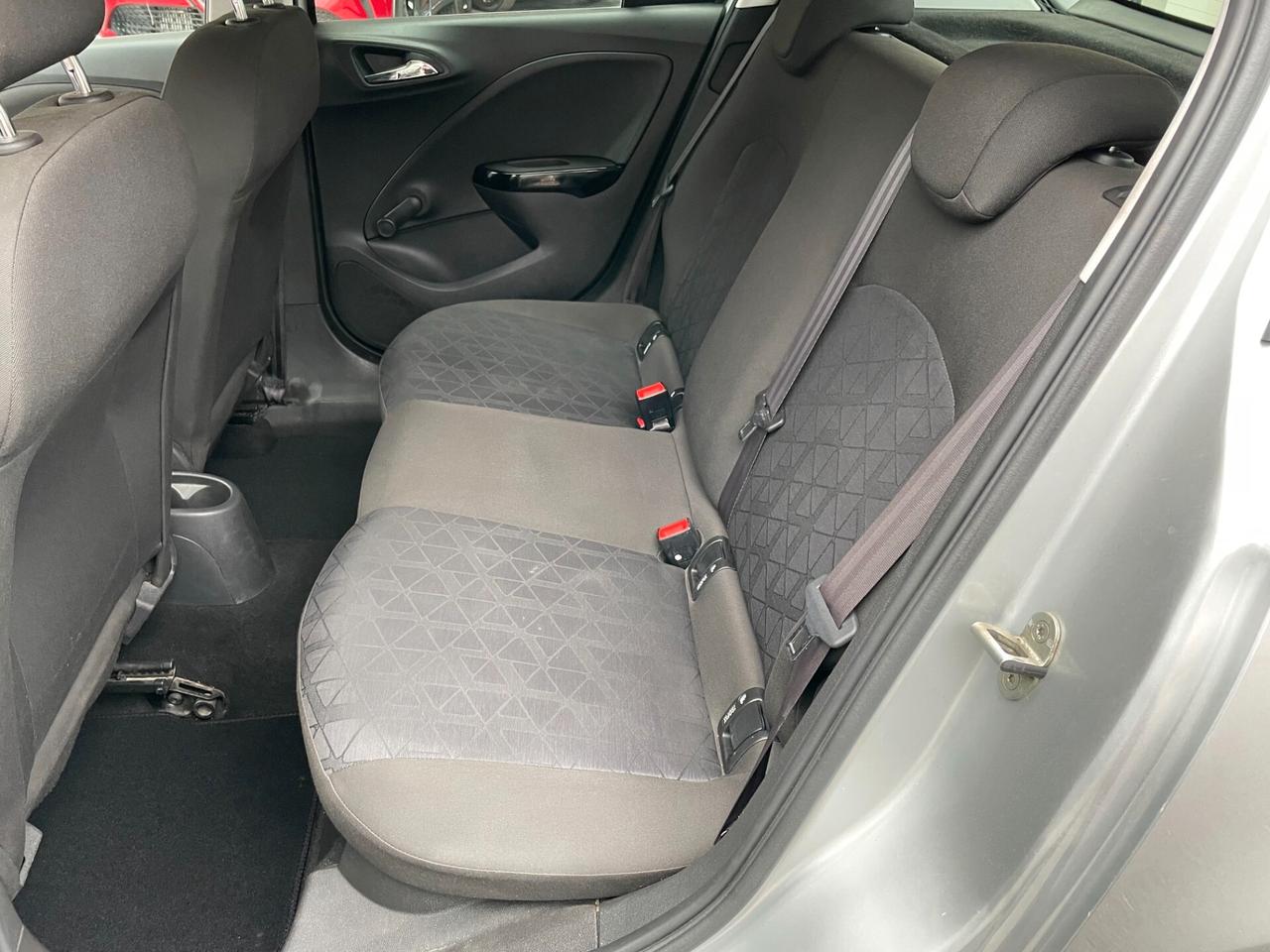 Opel Corsa 1.2 5 porte Black Edition