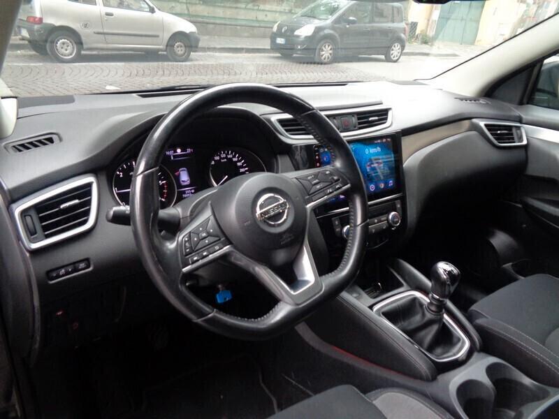 Nissan Qashqai 1.5 dCi N-Connecta