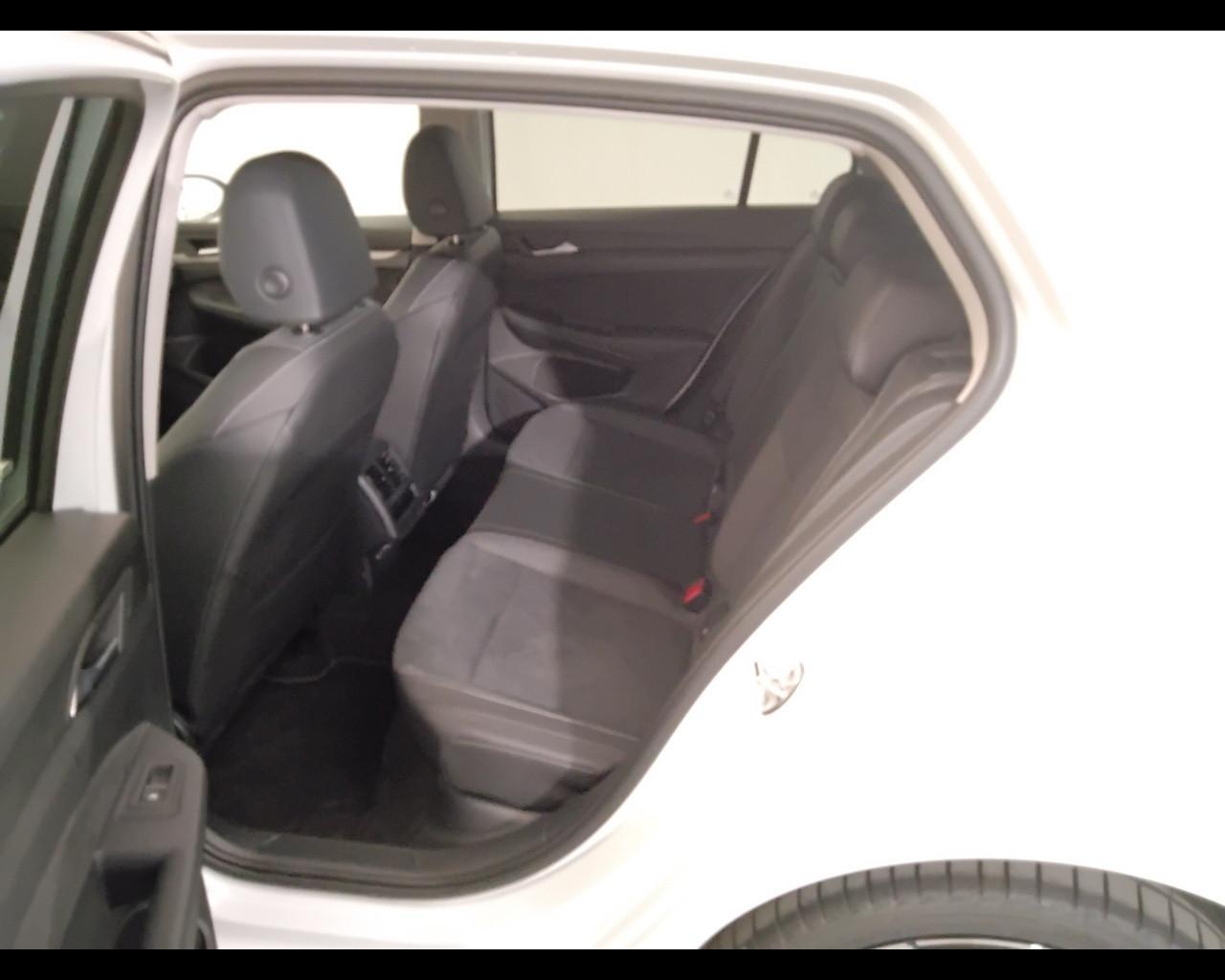 VOLKSWAGEN Golf VIII 2024 - Golf 1.5 tsi ehybrid Style 204cv dsg
