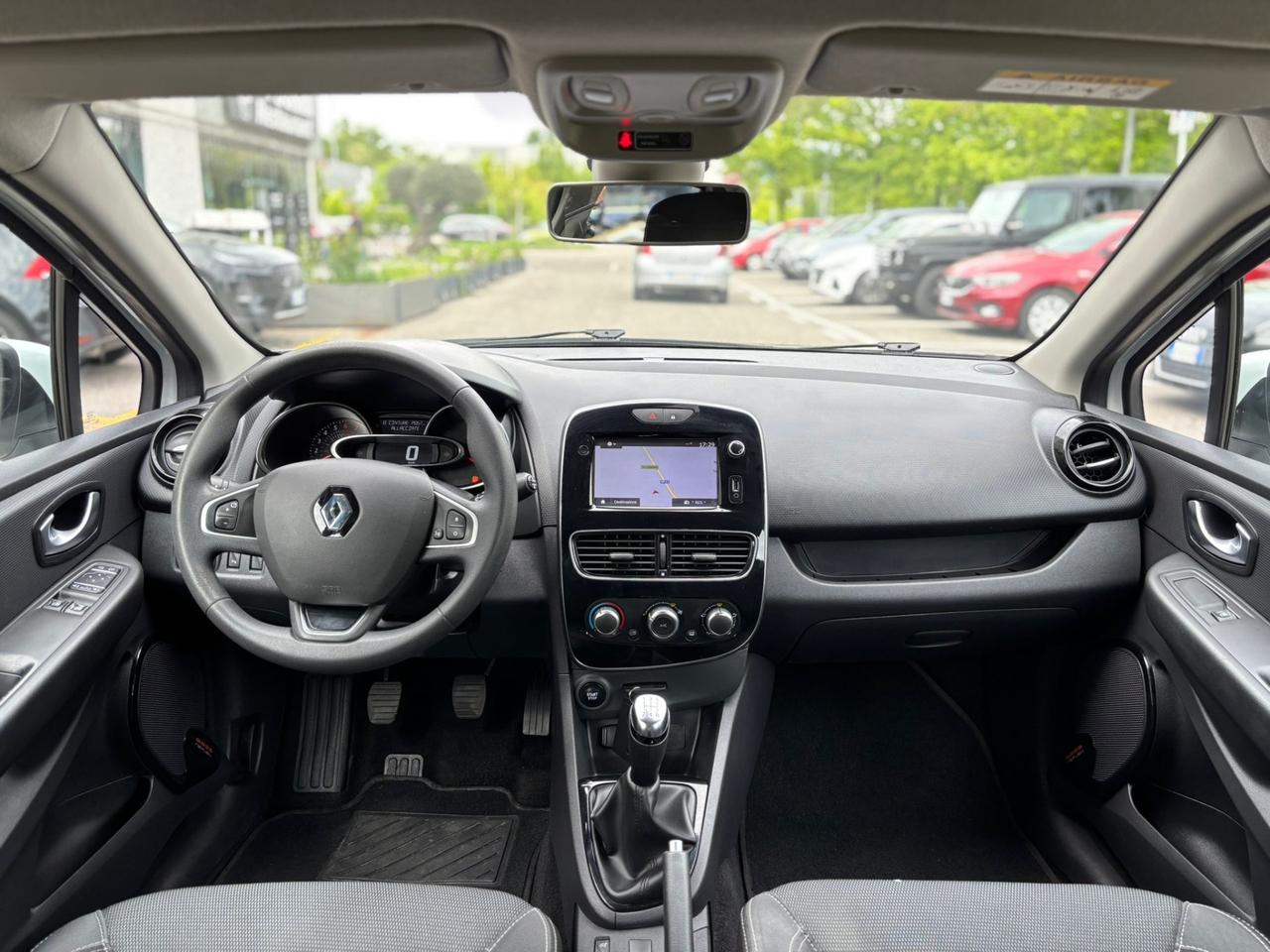 Renault Clio 1.2 75CV 5 porte Zen