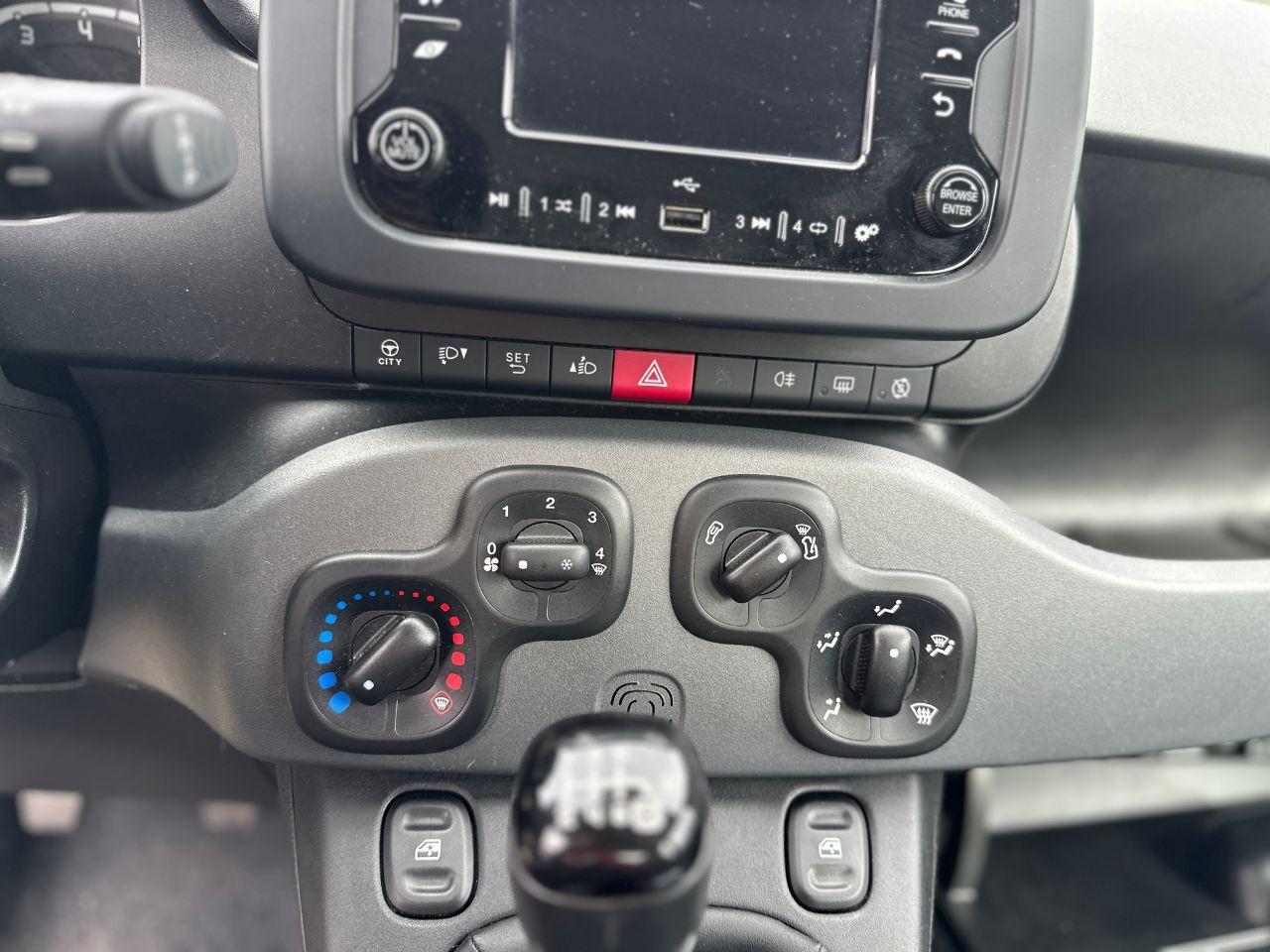 FIAT Panda III 2021 - Panda 1.0 firefly hybrid City Life s&s 70cv 5p.ti