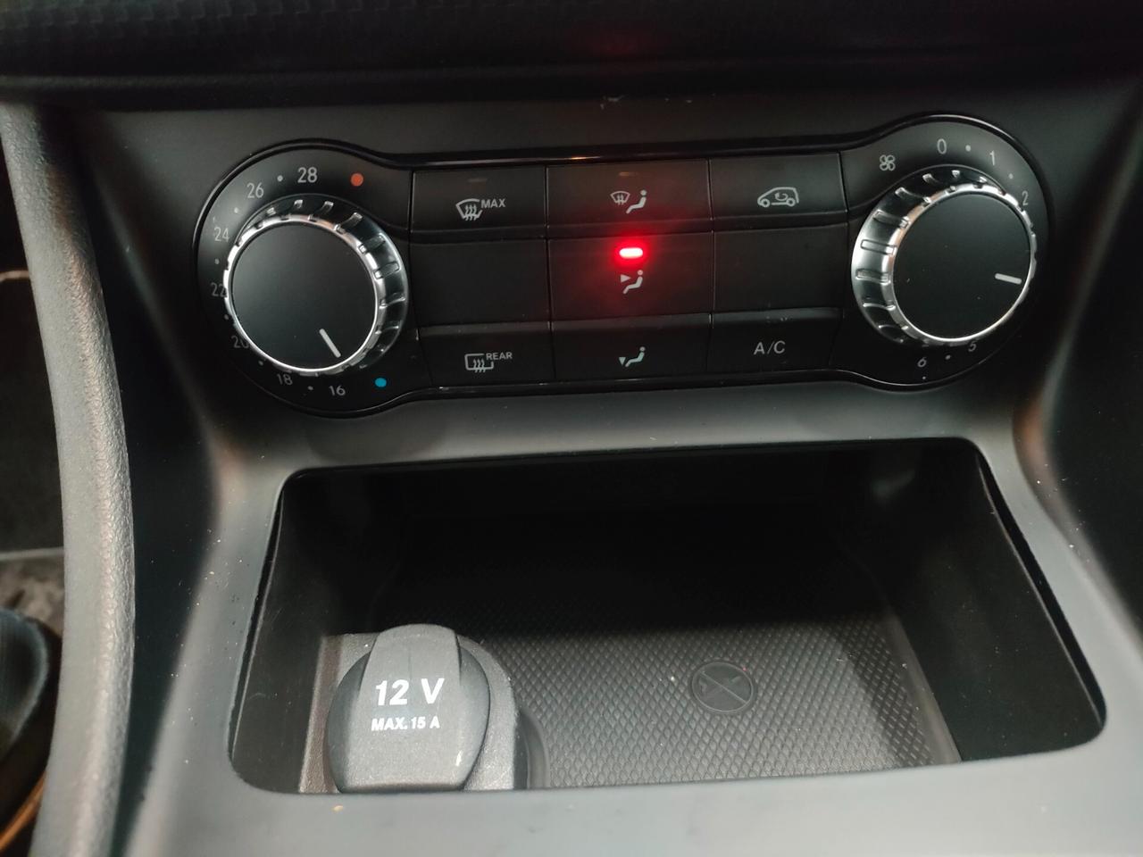 Mercedes-benz A 180 A 180 BlueEFFICIENCY Sport