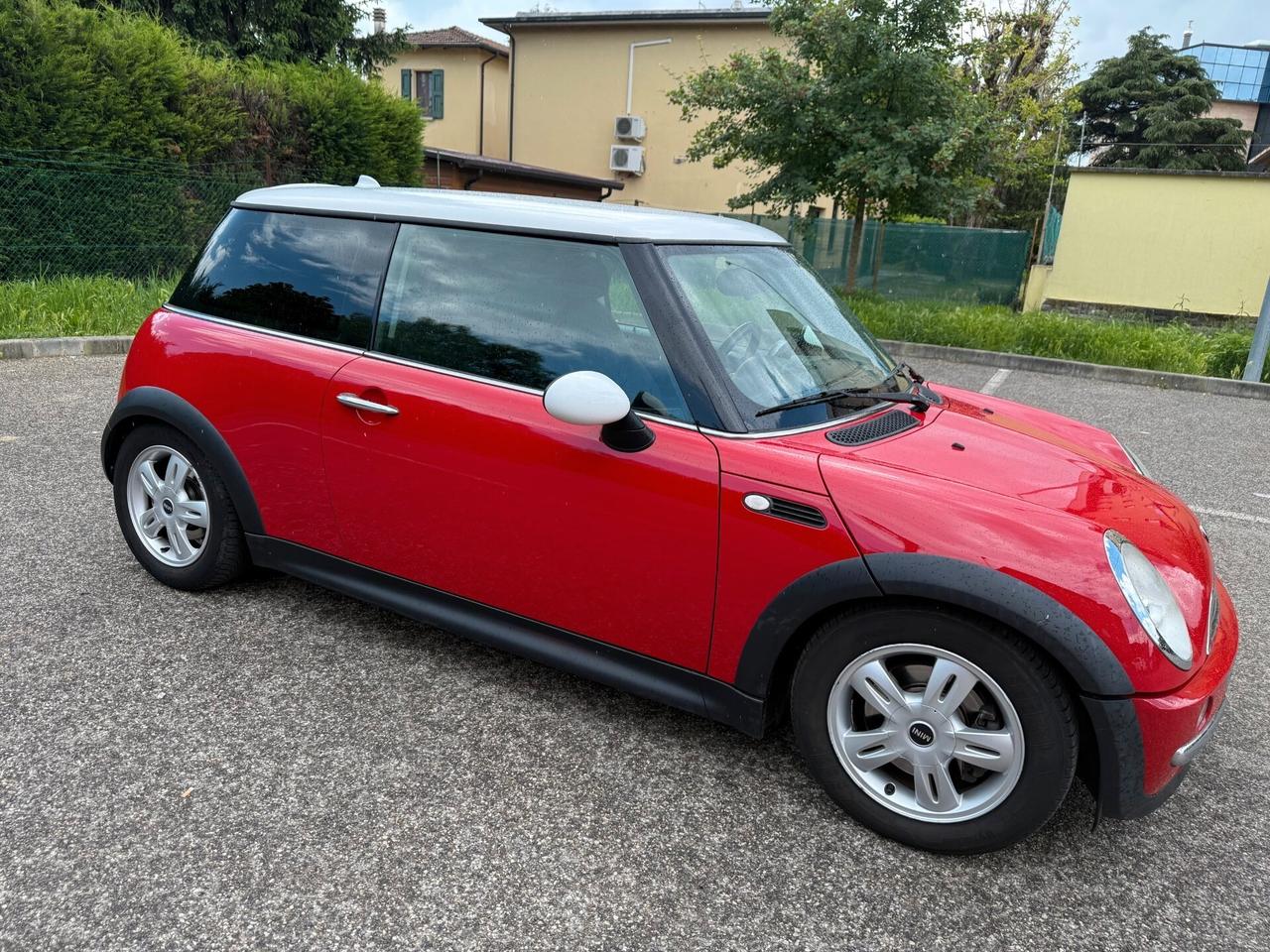 MINI One D 1.4 - NEOP. -12 MESI DI GARANZIA -