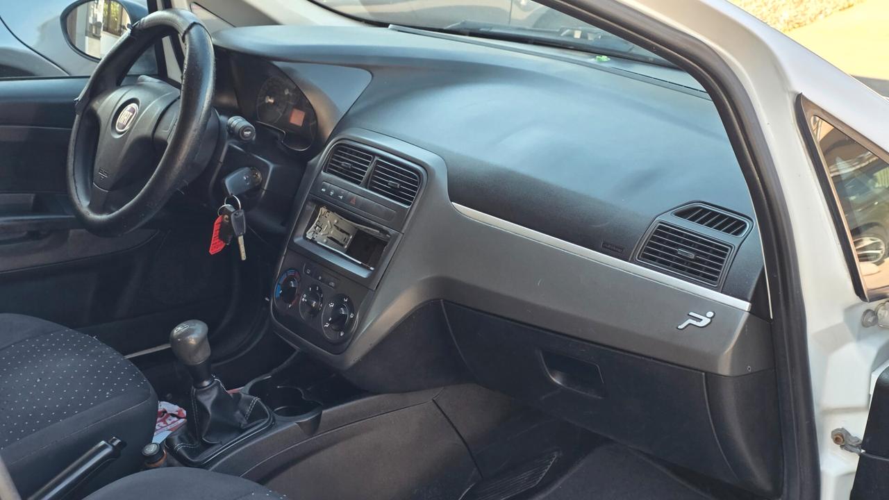 Fiat Grande Punto 1.3 MJT 75 CV 5
