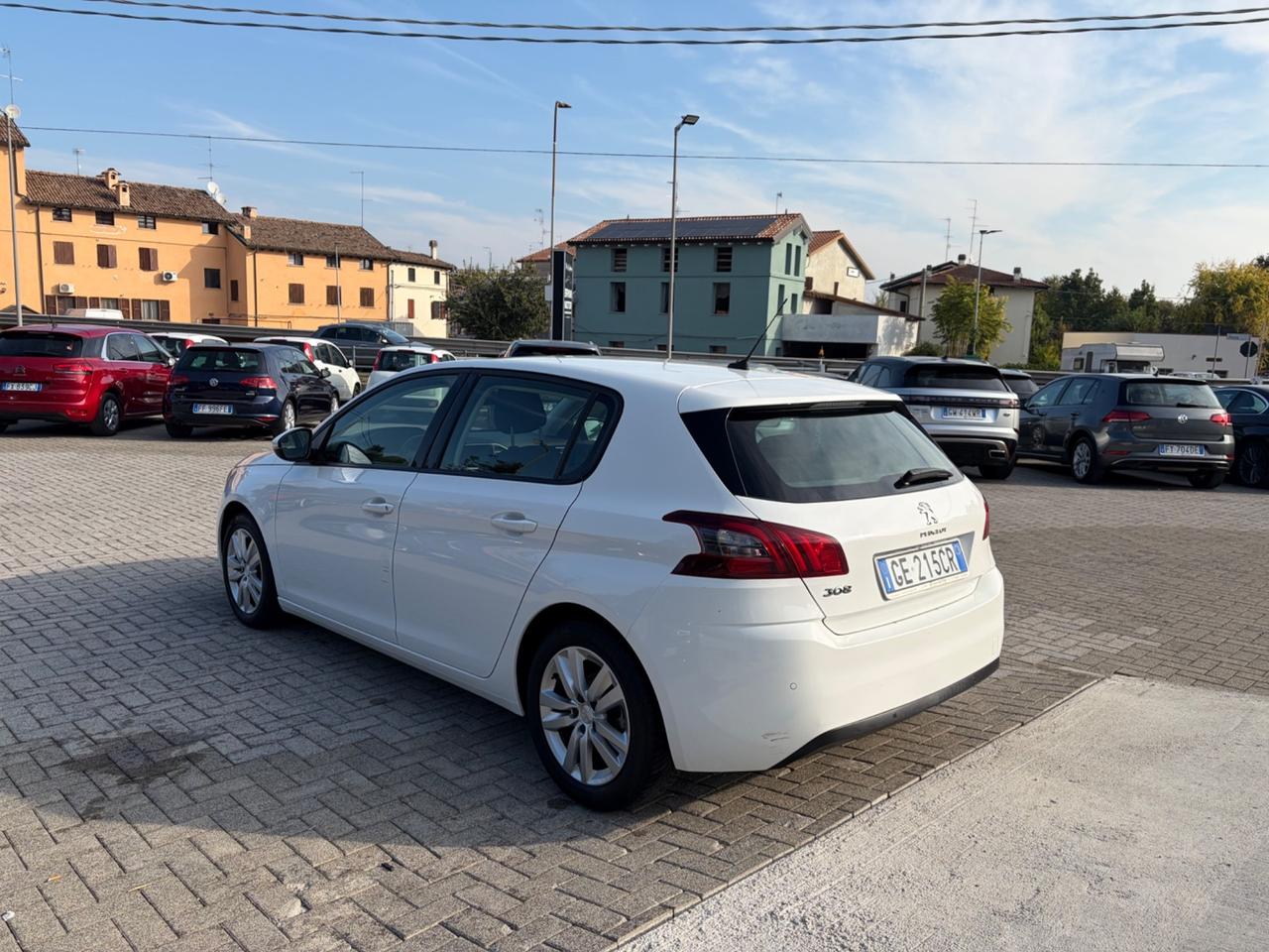 Peugeot 308 BlueHDi 130 S&S Active