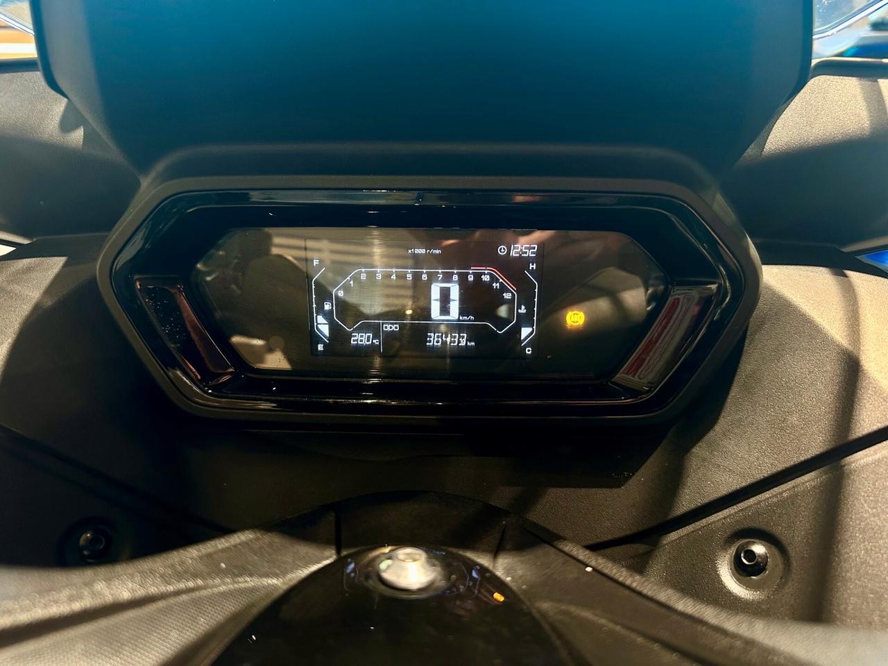 Yamaha X-Max 300 - 2023