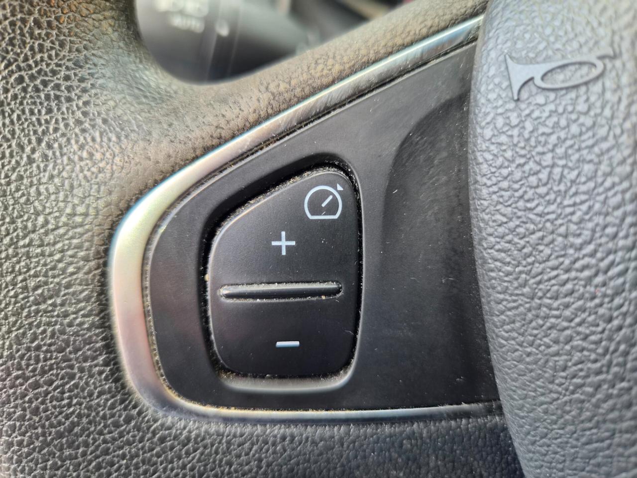 Renault Clio dCi 8V 75 CV 5 porte Moschino Life