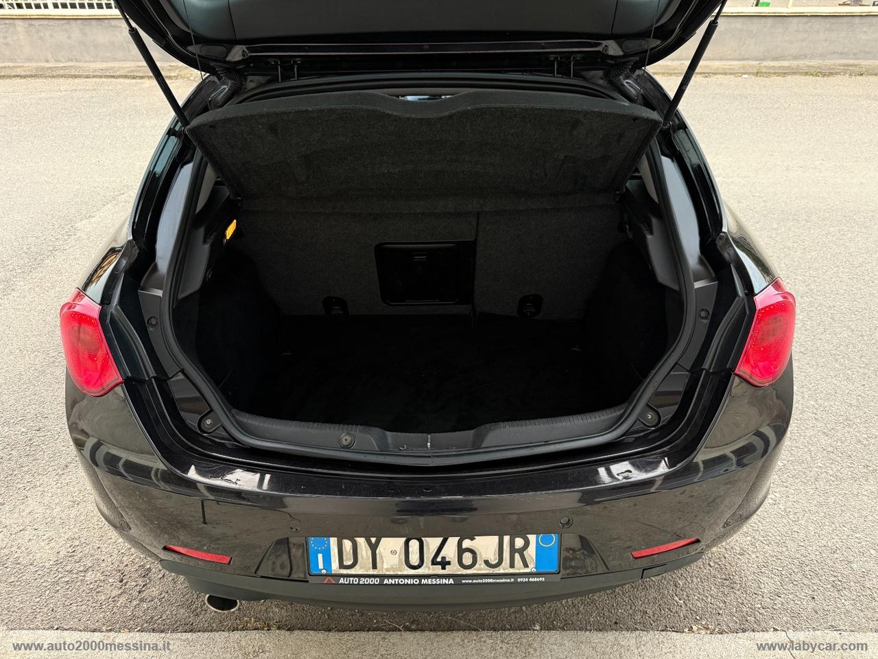ALFA ROMEO Giulietta 1.6 JTDm-2 105 CV Distinctive