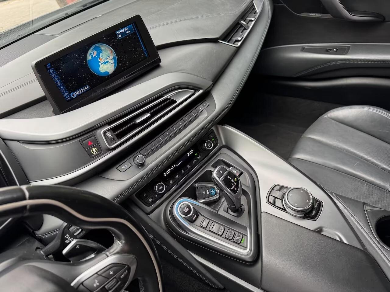 Bmw i8 Coupé xDrive *Display Key*HUD*360°*20 pollici