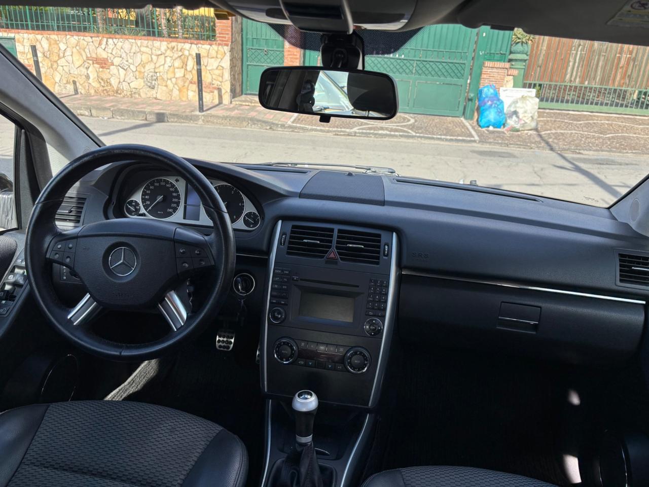 Mercedes-benz B 200 CDI Chrome