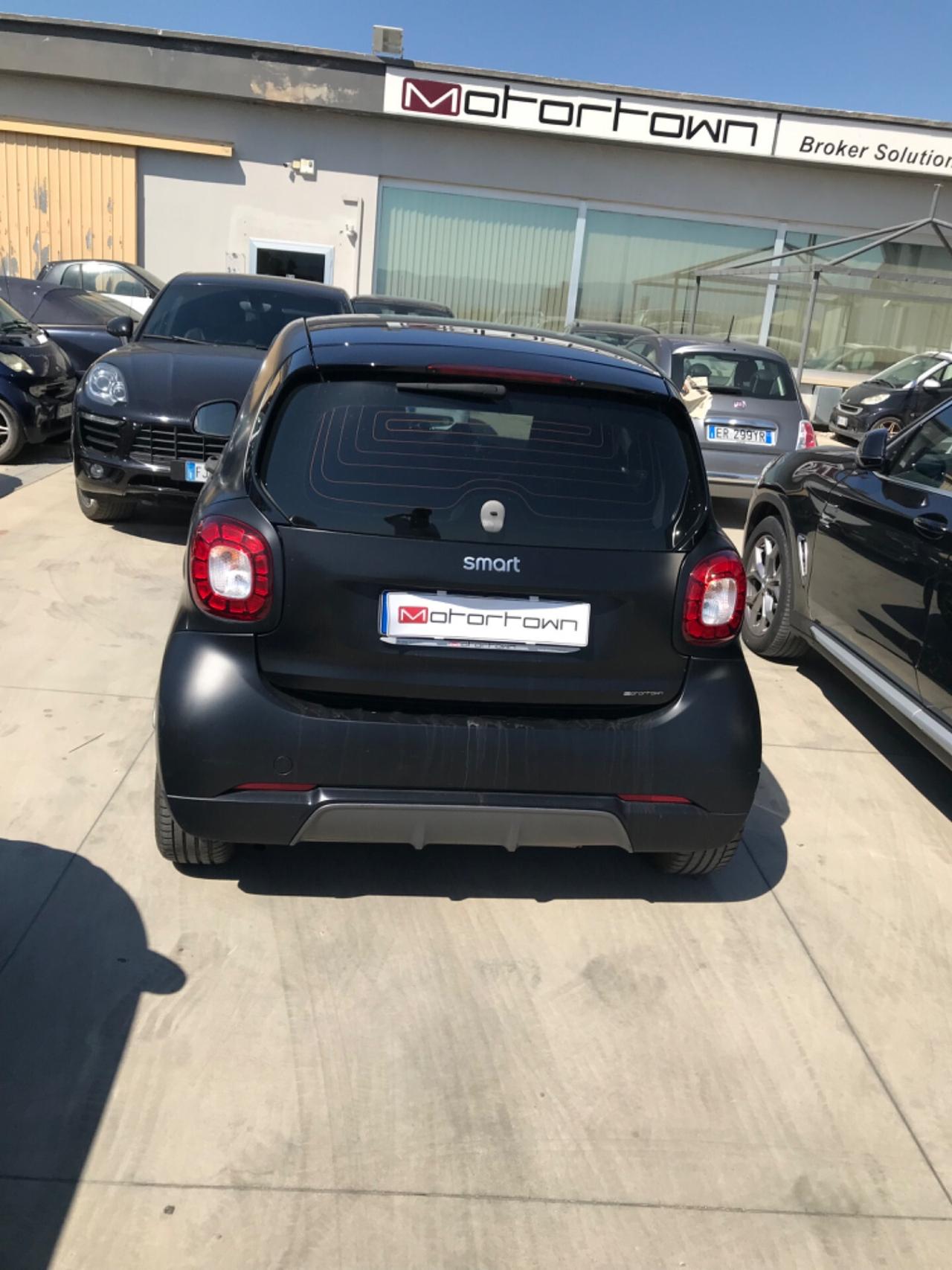 Smart ForTwo 90 0.9 Turbo twin. Limited Edition Berlin Black