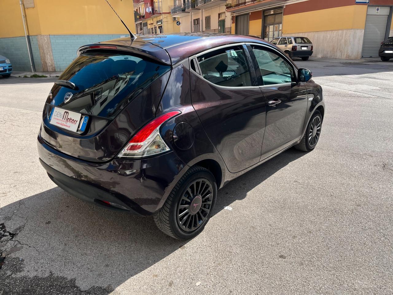 Lancia Ypsilon 0.9 TwinAir 85 CV 5 porte S&S Elefantino
