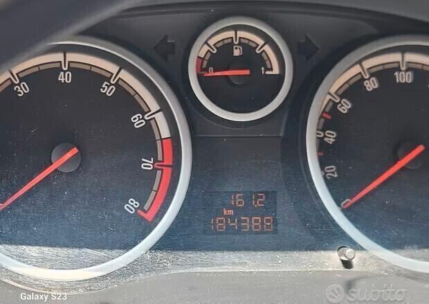 Opel Corsa 1.2 GPL OK NEOPATENTATI