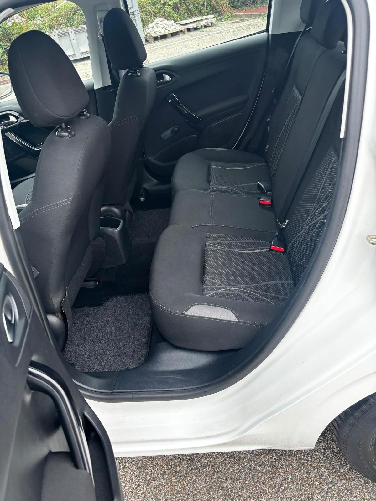 Peugeot 208 1.2 VTi 82 CV 5 porte Allure UNICO PROPRIETARIO
