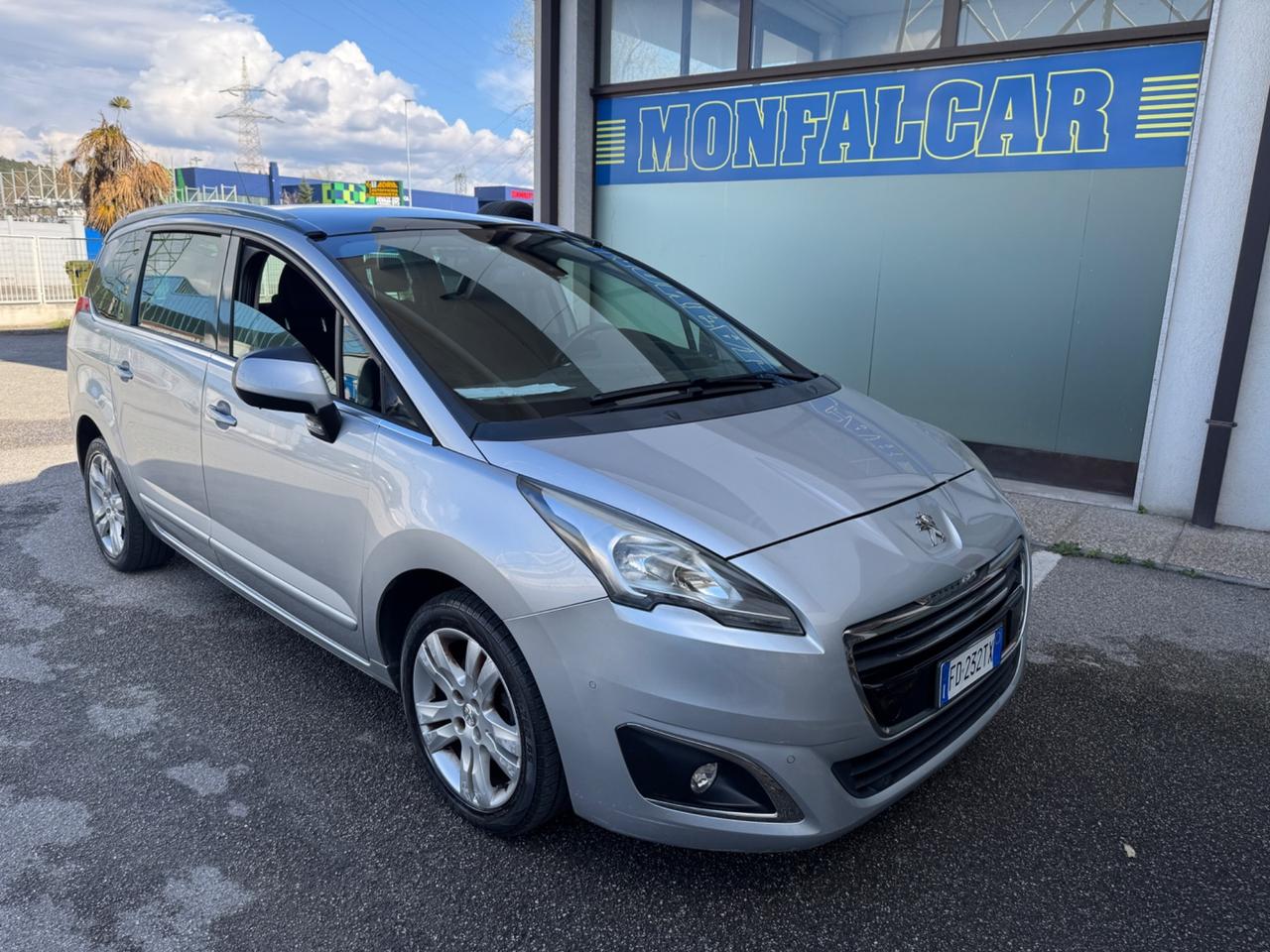 Peugeot 5008 BlueHDi 120 Allure 2016