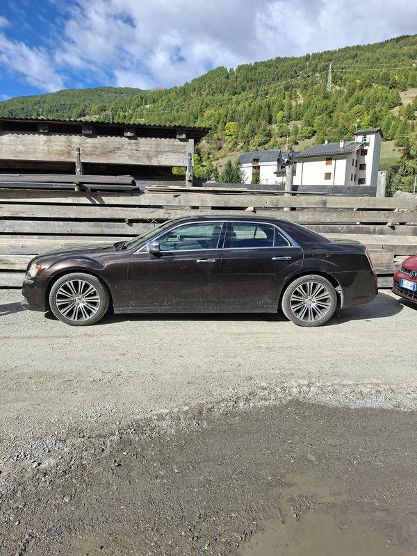 Lancia Thema Thema 3.0 V6 Multijet II 239 CV Executive PROBLEMI AL MOTORE