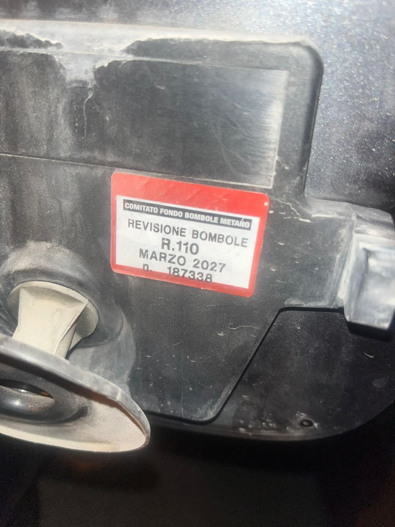 Fiat 500L 0.9 TwinAir Turbo Natural Power Lounge