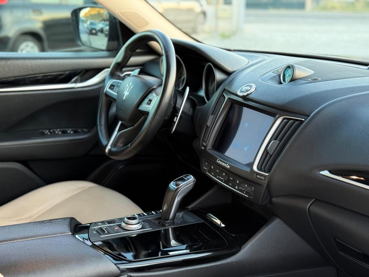 Maserati Levante V6 Diesel 275 CV AWD Gransport