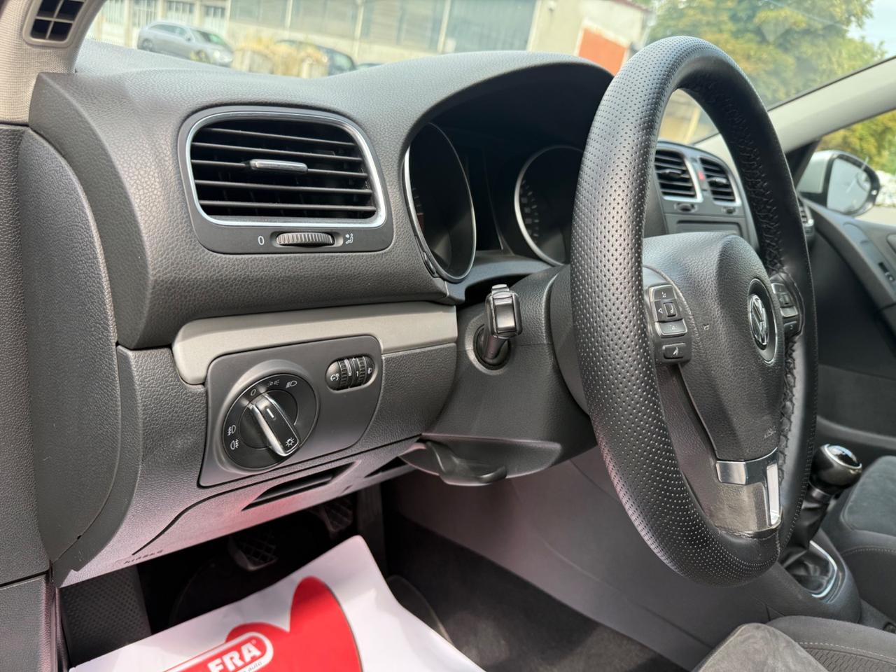 Volkswagen Golf 1.6 TDI DPF 5p. Highline
