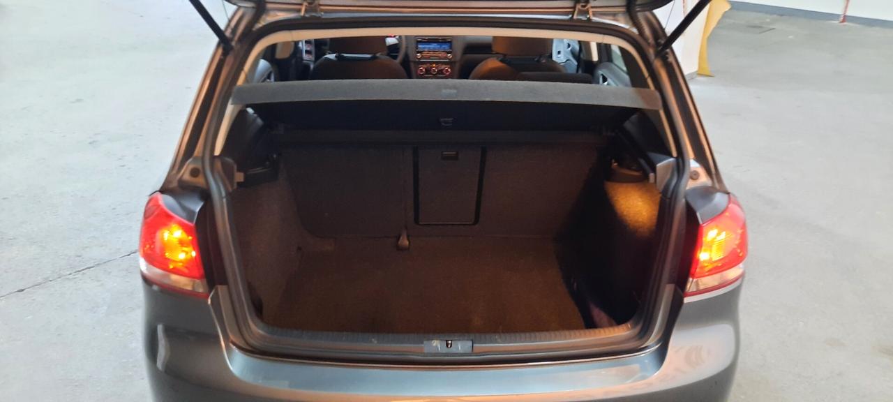 Volkswagen Golf Business 1.6 TDI 5p. Highline