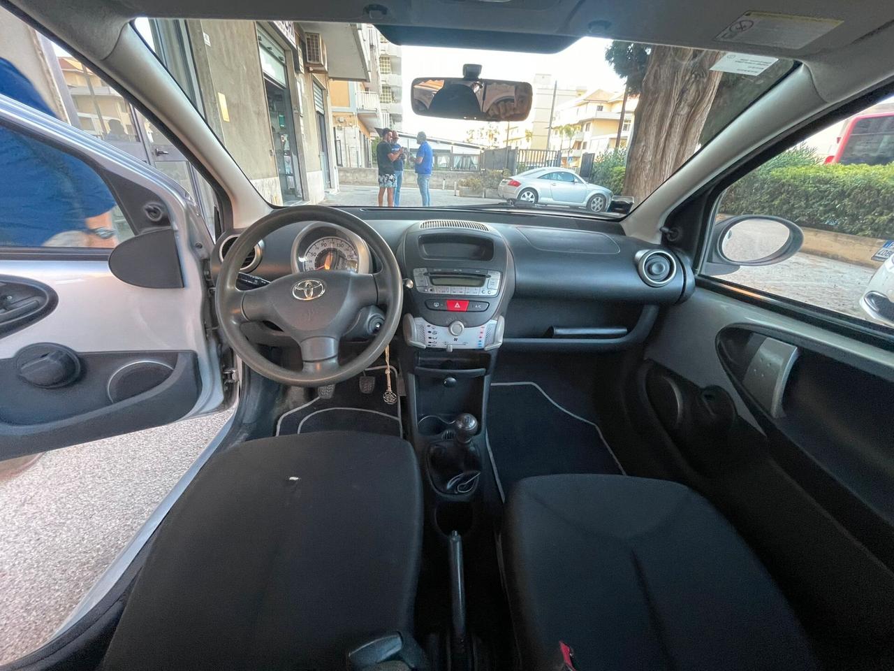 Toyota Aygo 1.0 12V VVT-i 5 porte Lounge Connect