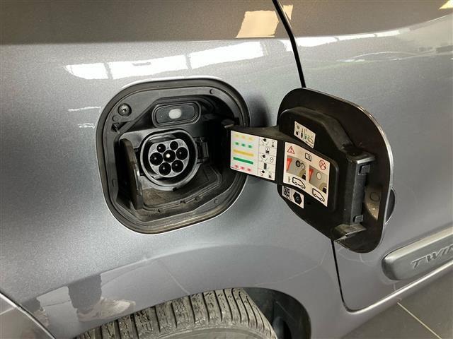 RENAULT Twingo 22kWh Zen