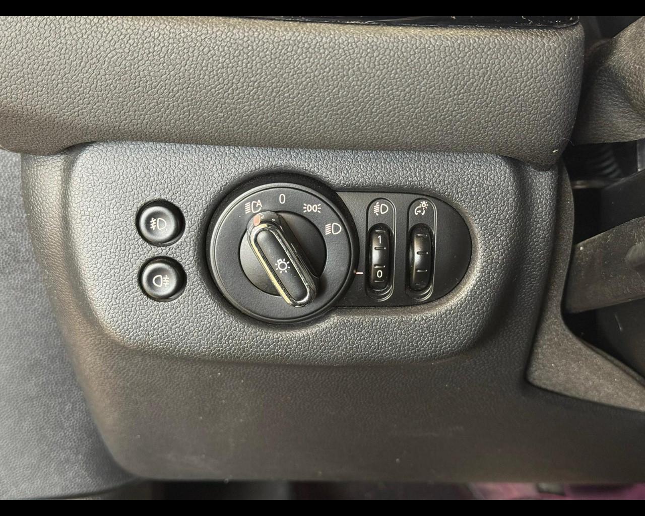 MINI Mini Clubman (F54) - Mini 2.0 Cooper D Business Clubman