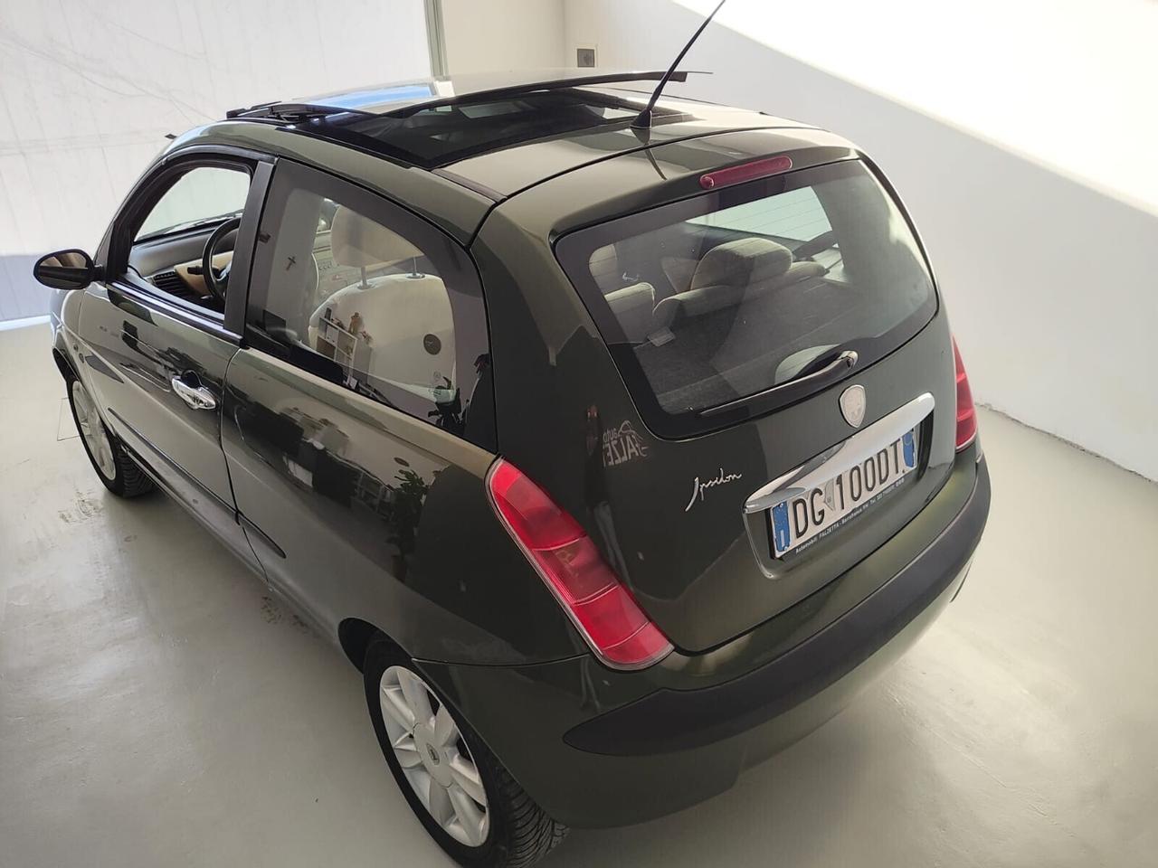 Lancia Ypsilon 1.3 Multijet automatica