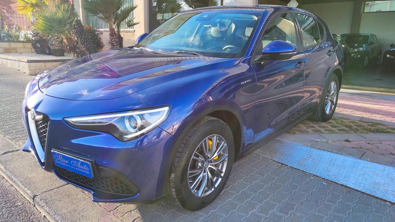 Alfa Romeo Stelvio 2.2 Turbodiesel 160 CV AT8 RWD Super