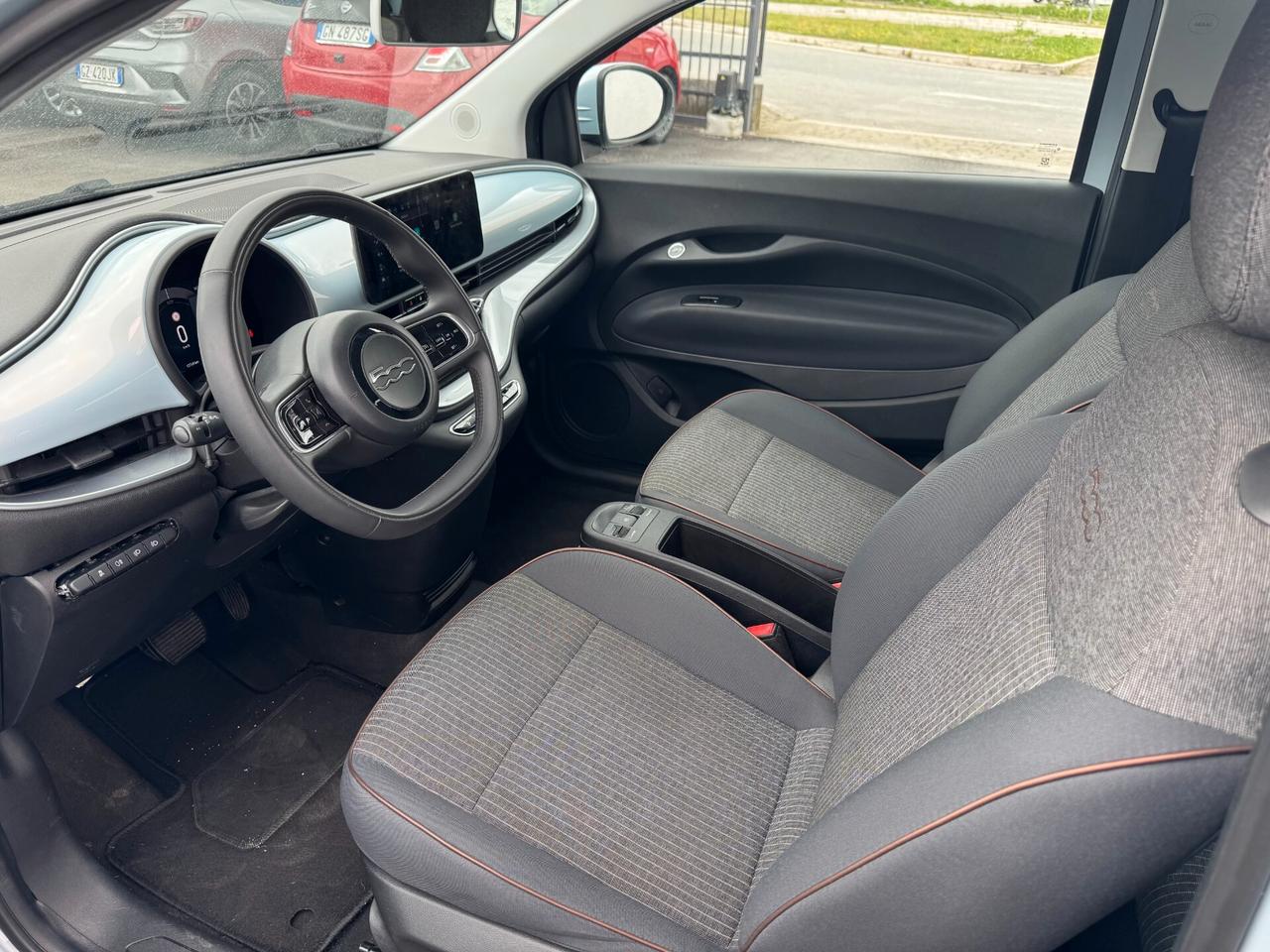 Fiat 500e Berlina 42 kWh Icon