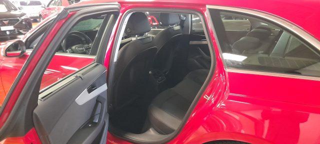 AUDI A4 Avant 35 TDI S tron Business Advanced MILD HYBRID