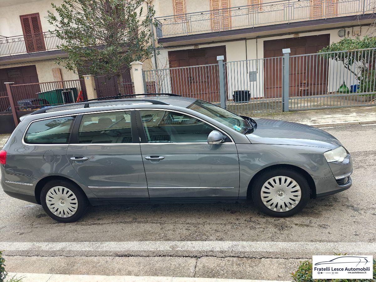 VOLKSWAGEN - Passat Variant Variant 2.0 tdi Comfortline dpf