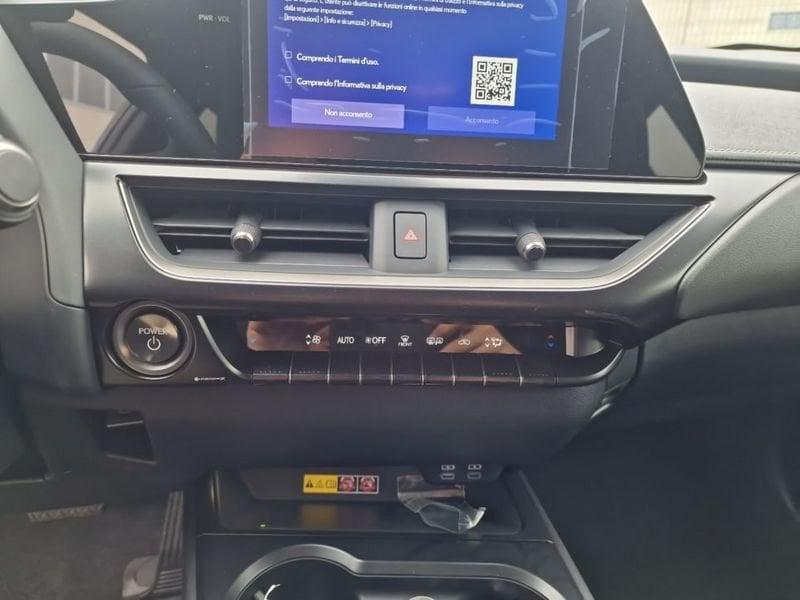 Lexus UX 250h 2WD Design MY23