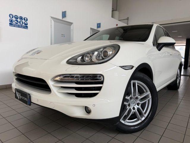 PORSCHE Cayenne 3.0 Diesel /BELL1SS1MO/