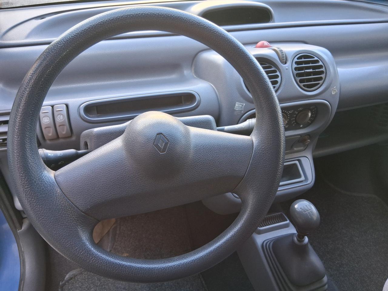 Renault Twingo 1.2i Cat E